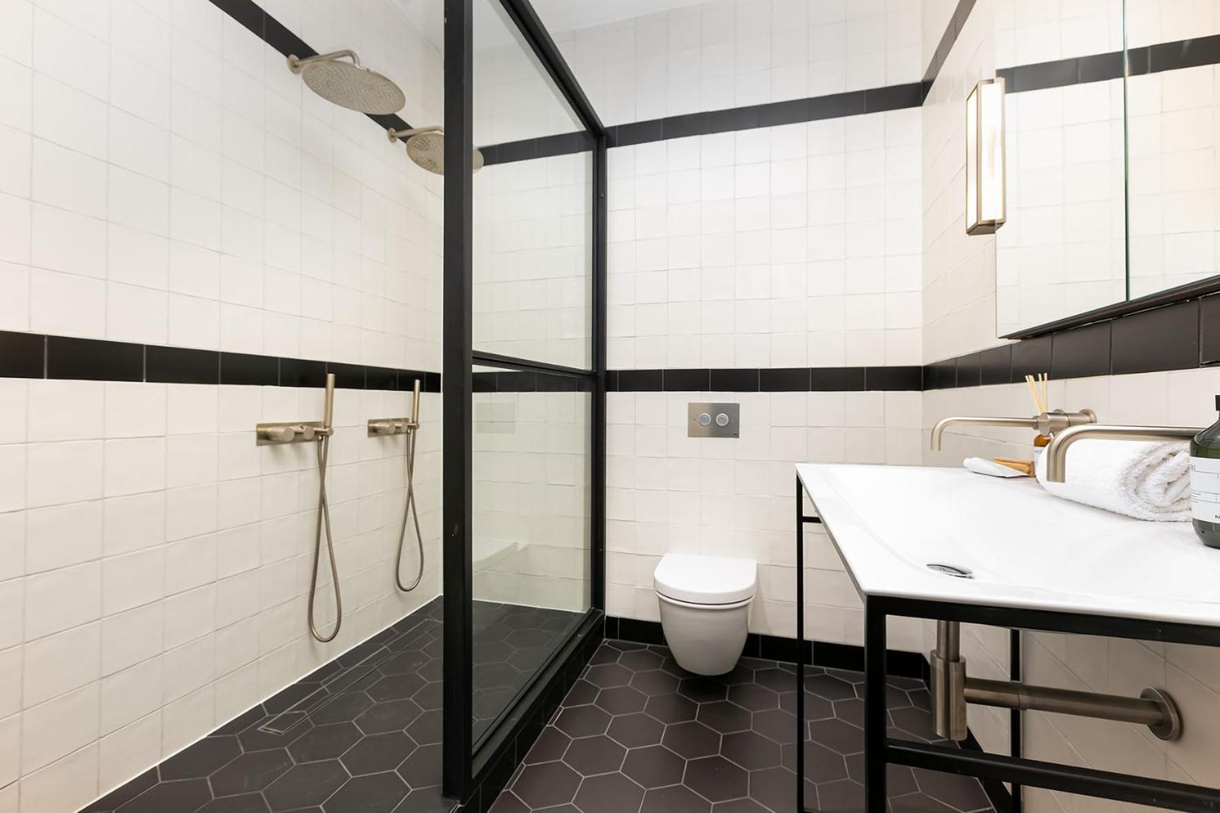Shh! Oxford St Dream-Come-True Fam Design Hot Spot Londres Exterior foto