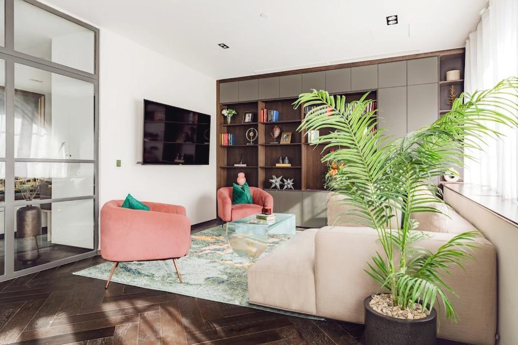 Shh! Oxford St Dream-Come-True Fam Design Hot Spot Londres Exterior foto